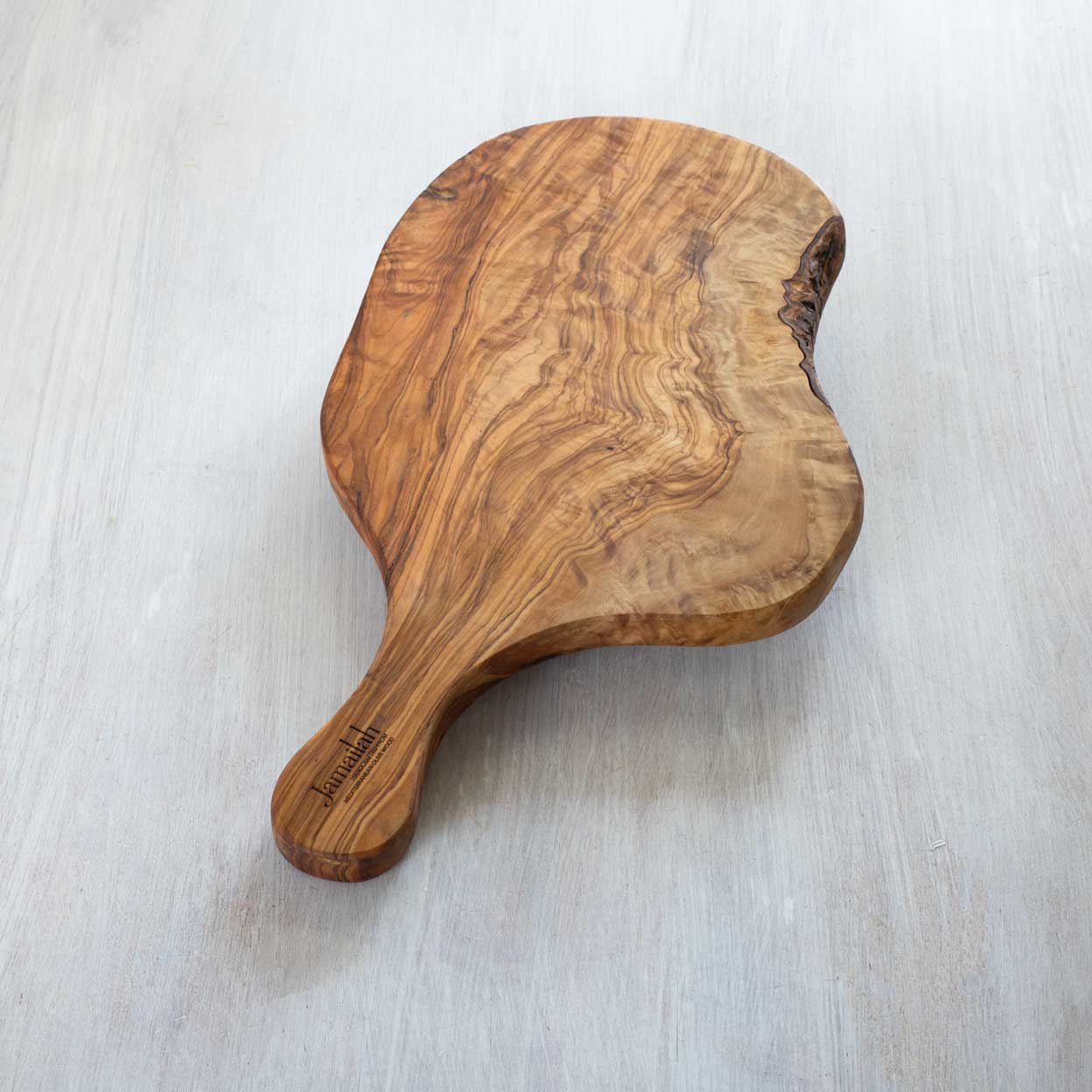 PALERMO rustic cutting Board w/handle OLIVE WOOD HANDCRAFTED FREE ENGRAVING - Jamailah